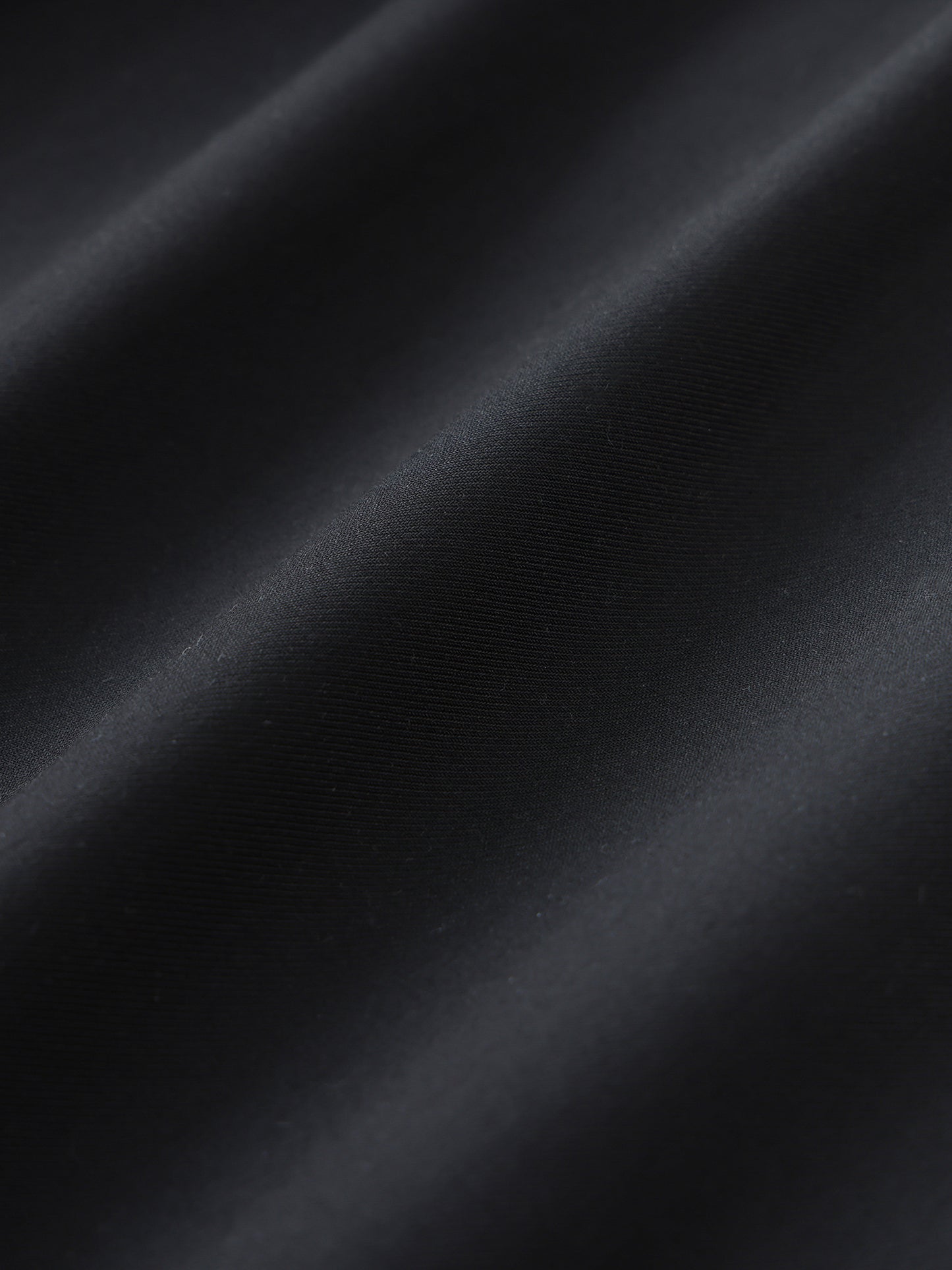 Curved-Blade Suit Pants