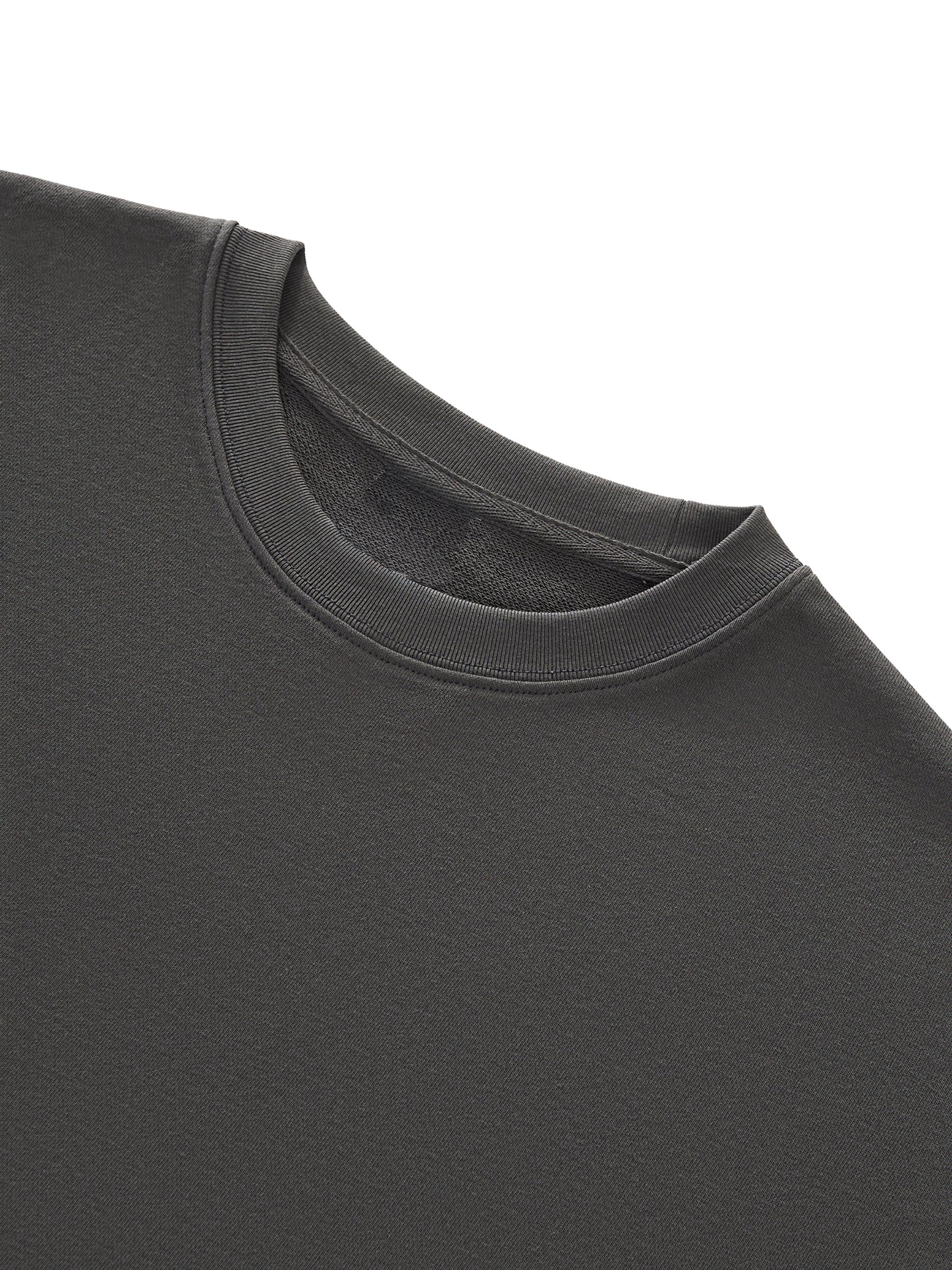 Boxy Half-Sleeve Raw-Edge T-Shirt